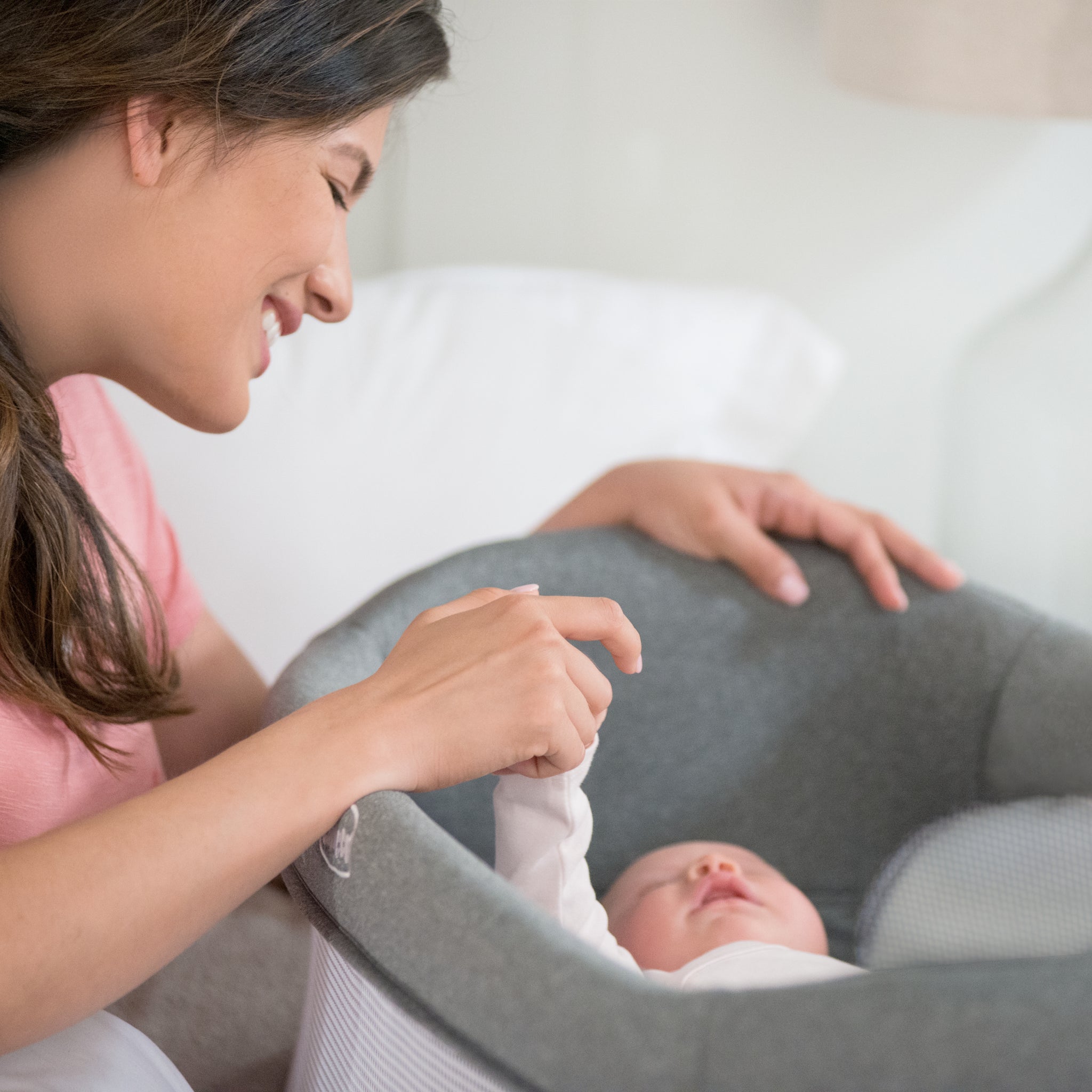 Chicco Close to You 3-in-1 Bedside Bassinet