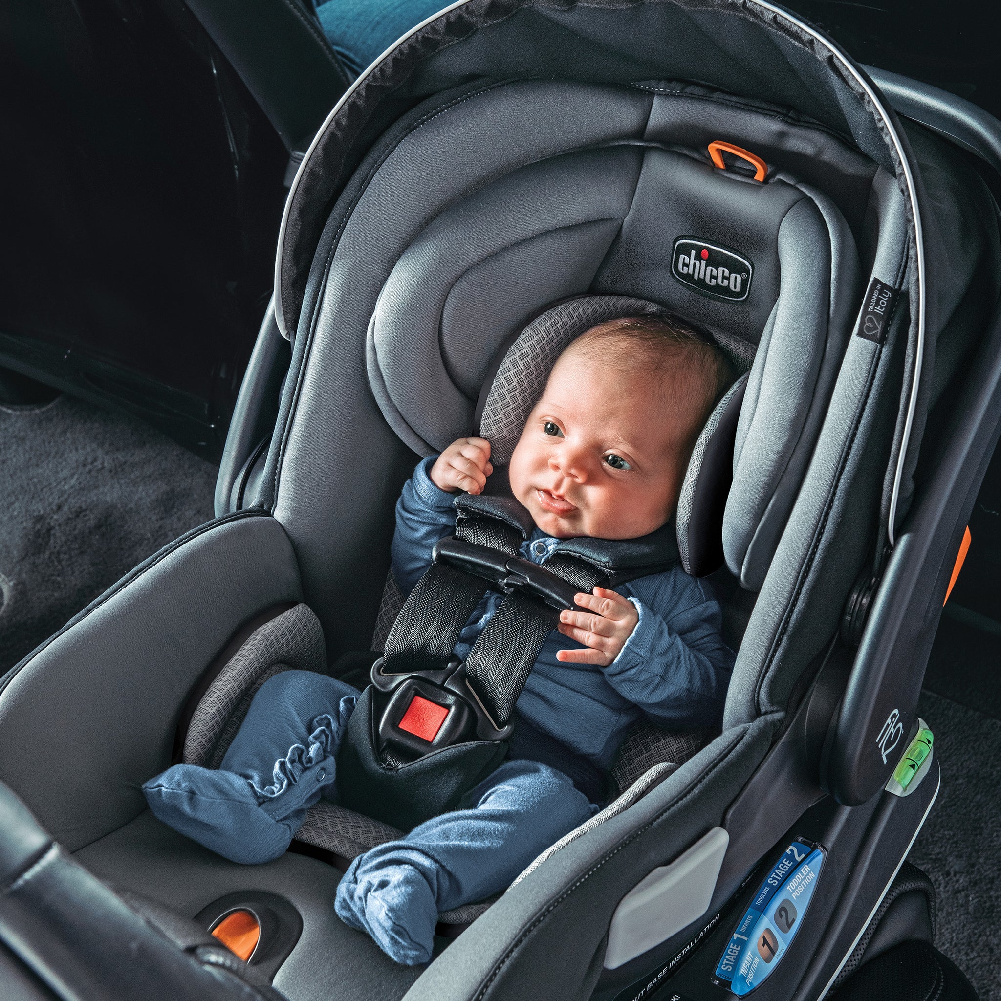 Chicco fit 2 travel system 2025