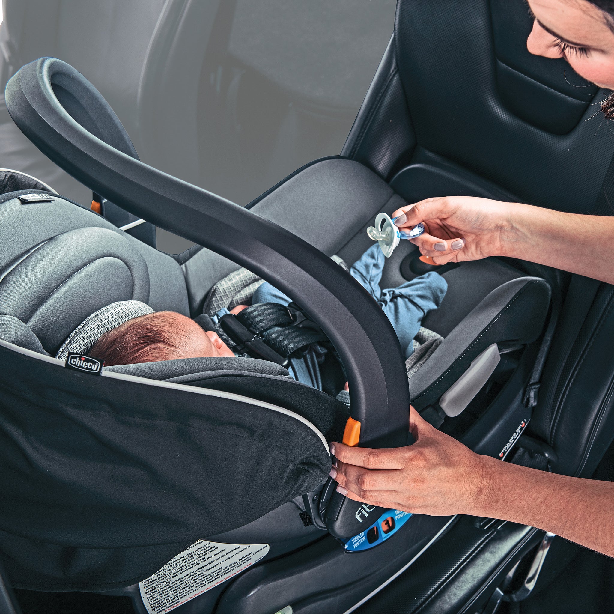Chicco Fit2 Adapt Infant Toddler Car Seat Babies