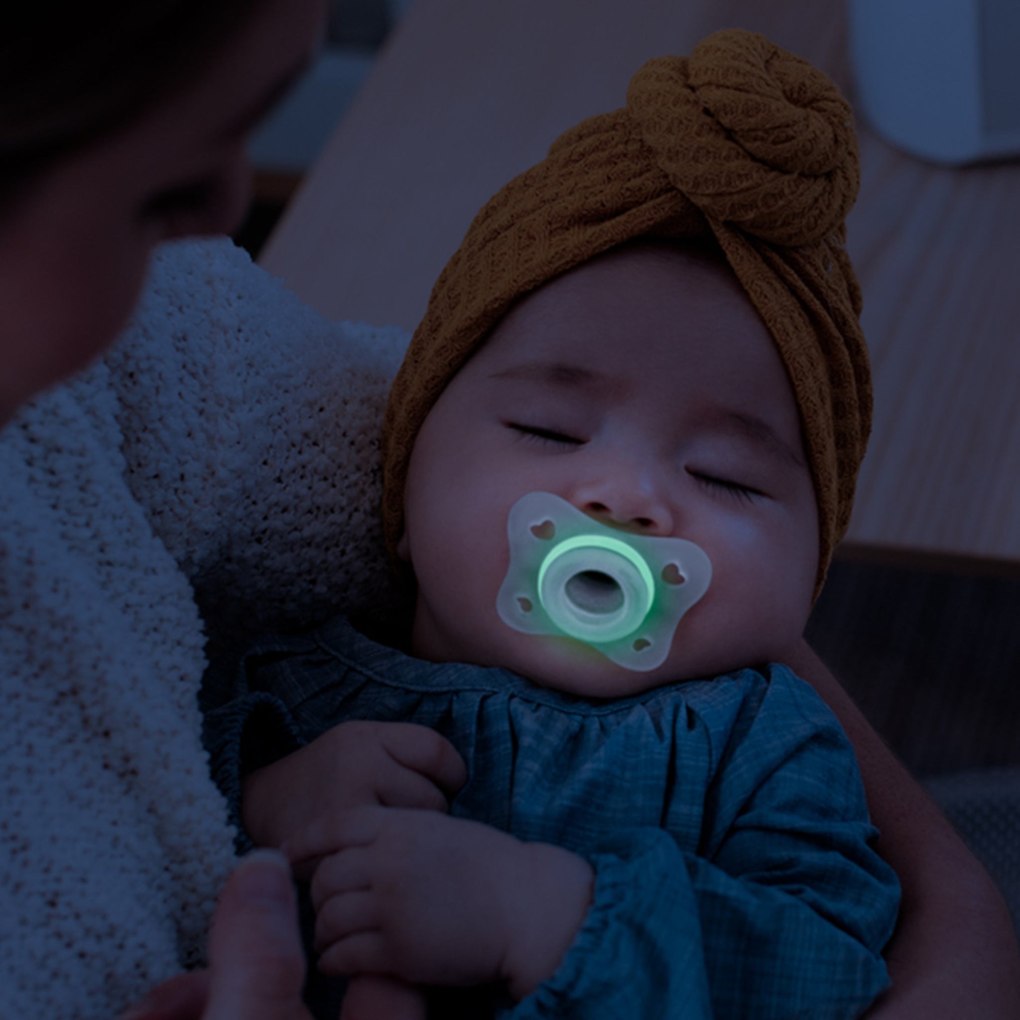 Chicco PhysioForma Glow in the Dark Mini Orthodontic Pacifier 2-6m 2pk